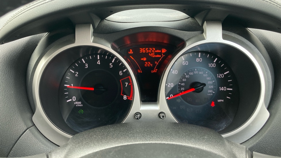 Nissan Juke 1.2 DiG-T N-Connecta 5dr Petrol Hatchback - Image 18