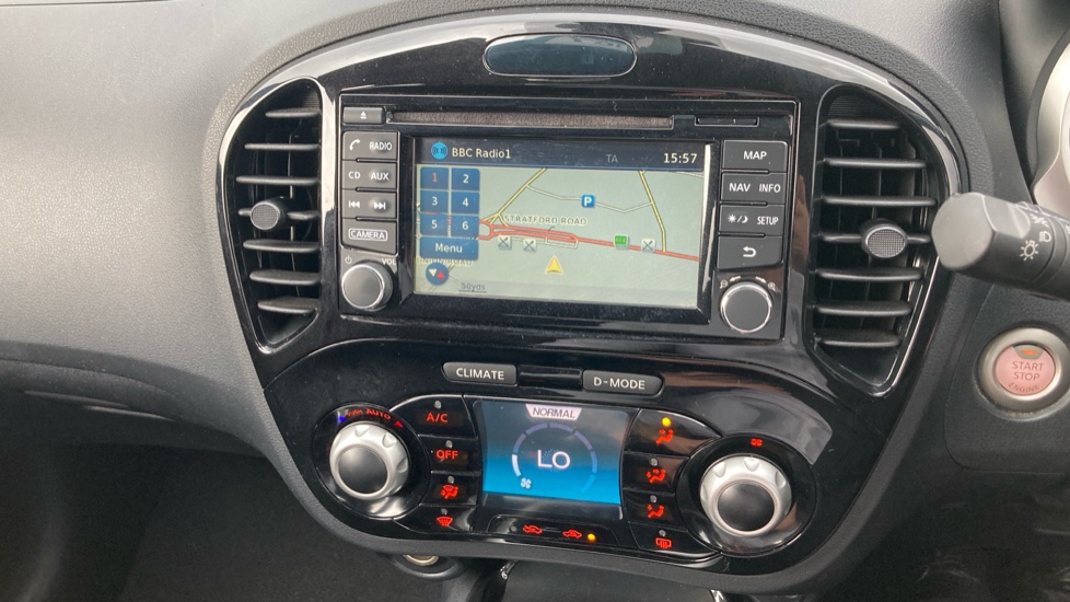 Nissan Juke 1.2 DiG-T N-Connecta 5dr Petrol Hatchback - Image 27