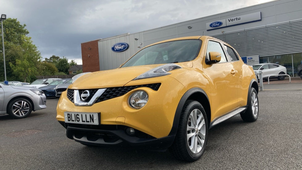 Nissan Juke 1.2 DiG-T N-Connecta 5dr Petrol Hatchback - Image 38
