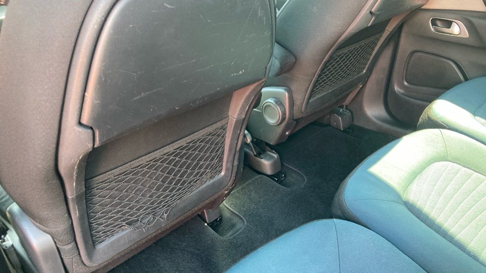 Citroen Grand C4 Picasso 1.6 BlueHDi Feel 5dr EAT6 Diesel Estate - Image 34