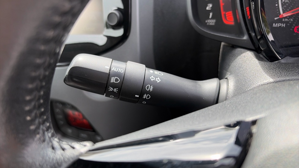 Toyota Aygo 1.0 VVT-i X-Press 5dr Petrol Hatchback - Image 23