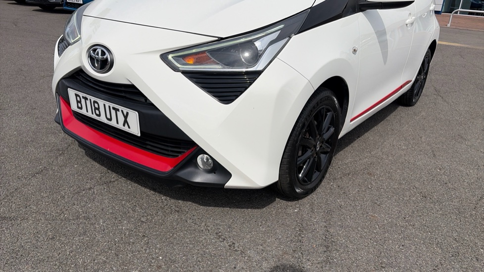 Toyota Aygo 1.0 VVT-i X-Press 5dr Petrol Hatchback - Image 39