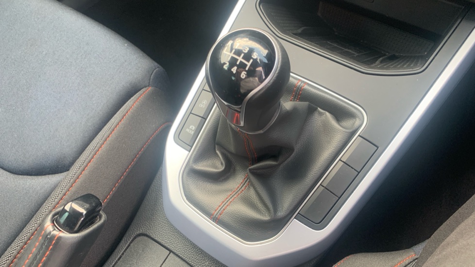 SEAT Arona 1.0 TSI 110 FR 5dr Petrol Hatchback - Image 33