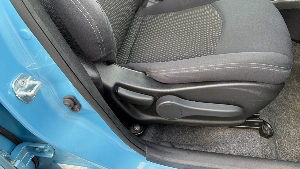 Nissan Note 1.2 DiG-S Acenta Premium 5dr Auto Petrol Hatchback - Image 37