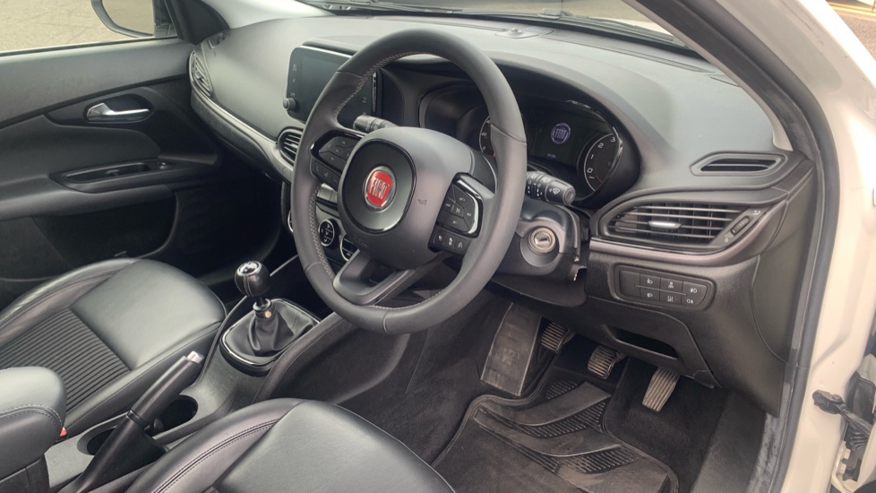 Fiat Tipo 1.4 T-Jet [120] S Design 5dr Petrol Hatchback - Image 11