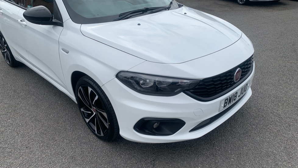 Fiat Tipo 1.4 T-Jet [120] S Design 5dr Petrol Hatchback - Image 40
