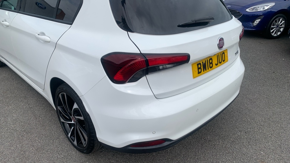 Fiat Tipo 1.4 T-Jet [120] S Design 5dr Petrol Hatchback - Image 44