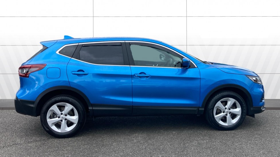 Nissan Qashqai 1.3 DiG-T 160 [157] Acenta Premium 5dr DCT Petrol Hatchback - Image 5
