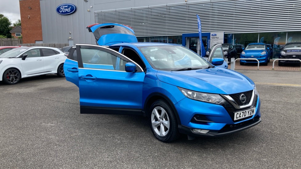 Nissan Qashqai 1.3 DiG-T 160 [157] Acenta Premium 5dr DCT Petrol Hatchback - Image 48