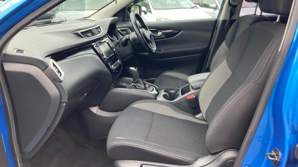 Nissan Qashqai 1.3 DiG-T 160 [157] Acenta Premium 5dr DCT Petrol Hatchback - Image 52