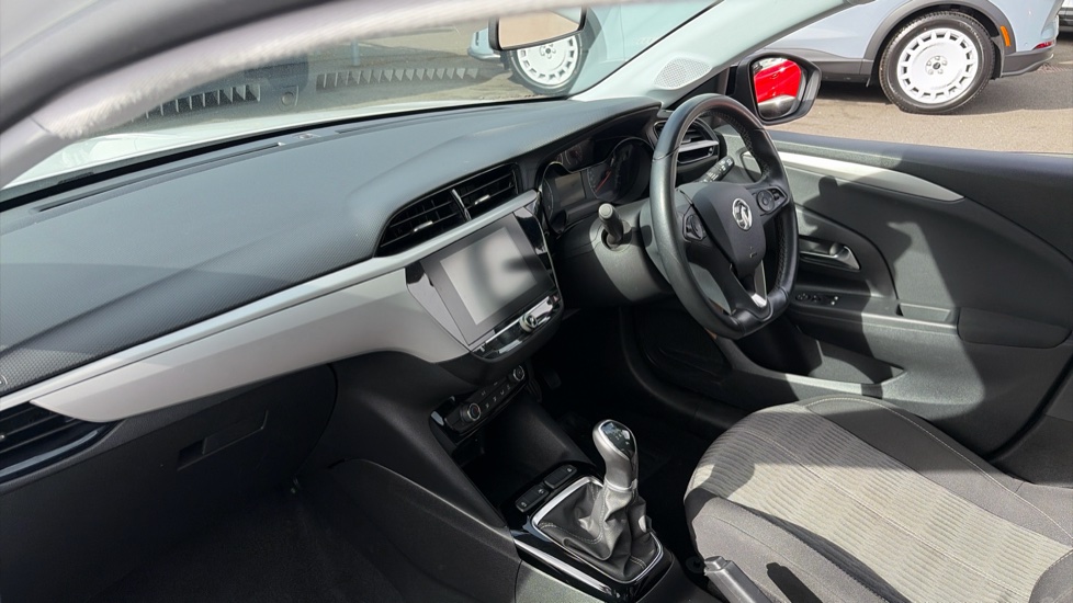 Vauxhall Corsa 1.2 SE 5dr Petrol Hatchback - Image 9