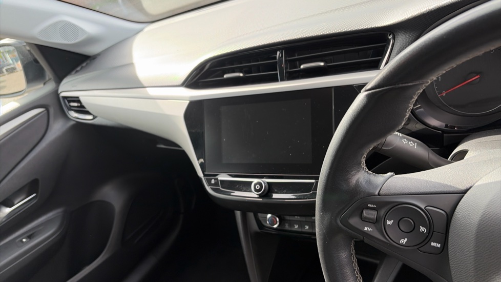 Vauxhall Corsa 1.2 SE 5dr Petrol Hatchback - Image 14