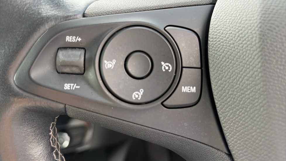 Vauxhall Corsa 1.2 SE 5dr Petrol Hatchback - Image 25