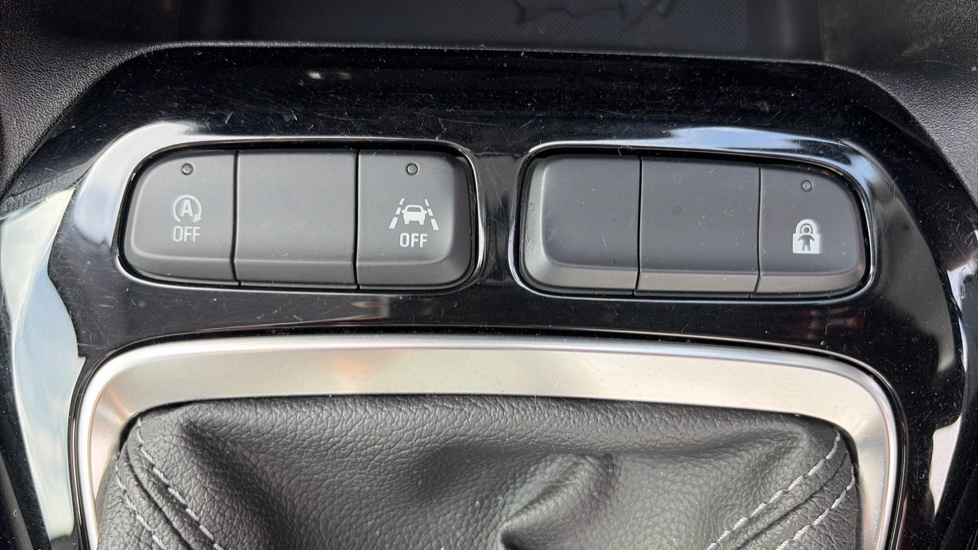 Vauxhall Corsa 1.2 SE 5dr Petrol Hatchback - Image 29
