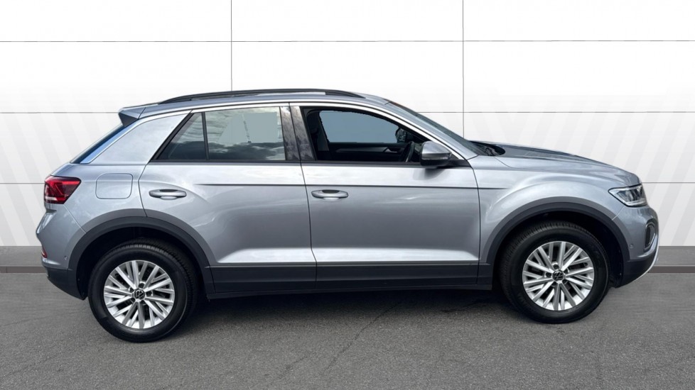 Volkswagen T-Roc 1.0 TSI Life 5dr Petrol Hatchback - Image 5