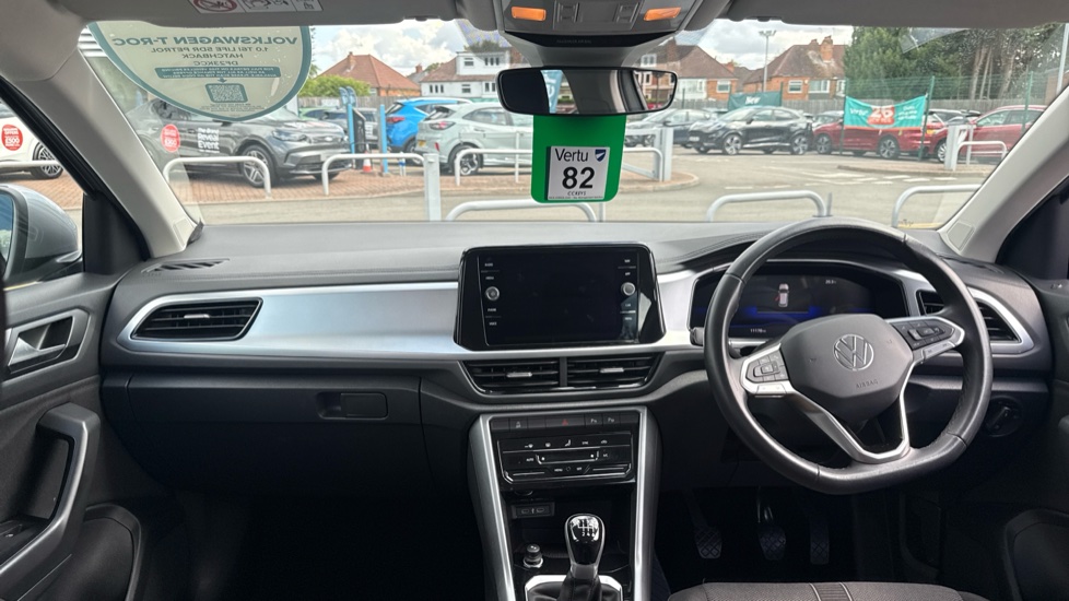 Volkswagen T-Roc 1.0 TSI Life 5dr Petrol Hatchback - Image 10