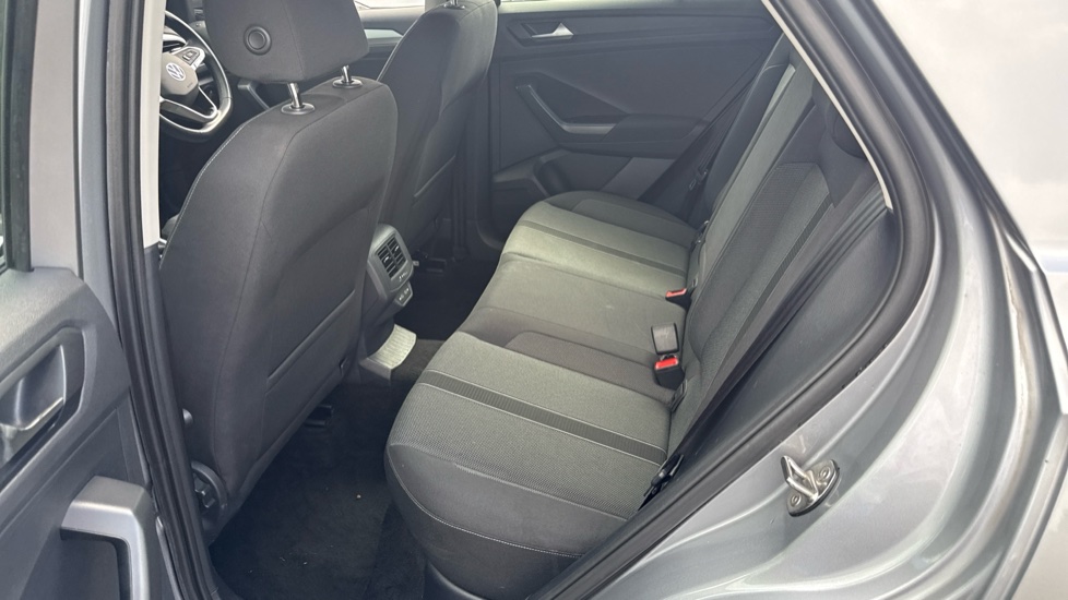 Volkswagen T-Roc 1.0 TSI Life 5dr Petrol Hatchback - Image 16