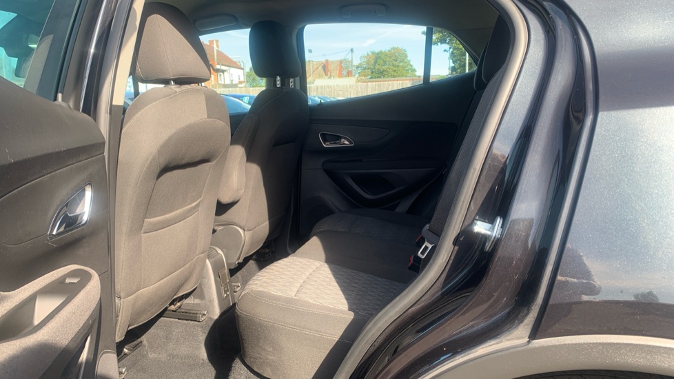 Vauxhall Mokka 1.6i Exclusiv 5dr Petrol Hatchback - Image 16