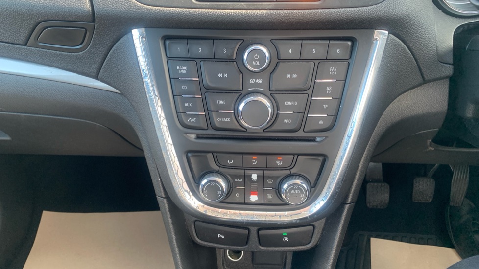 Vauxhall Mokka 1.6i Exclusiv 5dr Petrol Hatchback - Image 28
