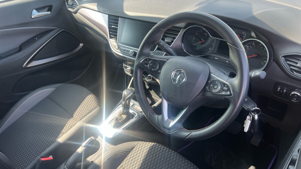 Vauxhall Crossland X 1.2T [110] Elite Nav 5dr [Start Stop] Auto Petrol Hatchback - Image 11
