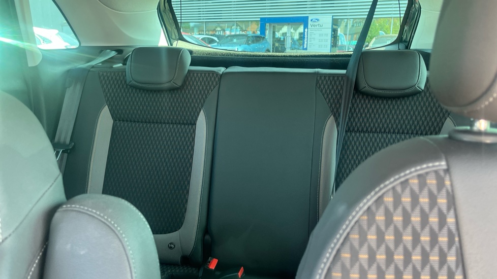 Vauxhall Crossland X 1.2T [110] Elite Nav 5dr [Start Stop] Auto Petrol Hatchback - Image 15