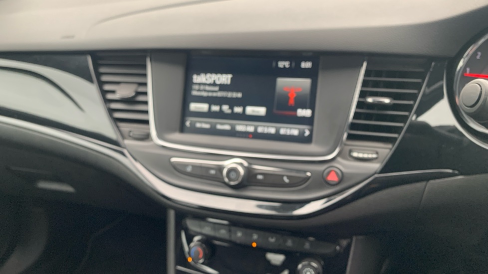 Vauxhall Astra 1.4T 16V 150 SRi Vx-line Nav 5dr Petrol Hatchback - Image 28