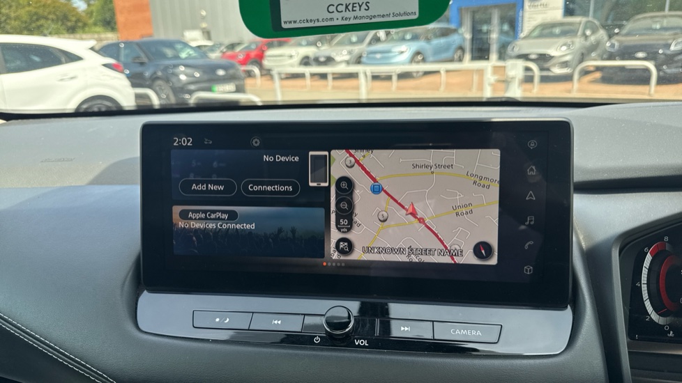 Nissan Qashqai 1.3 DiG-T MH N-Connecta 5dr Petrol Hatchback - Image 12