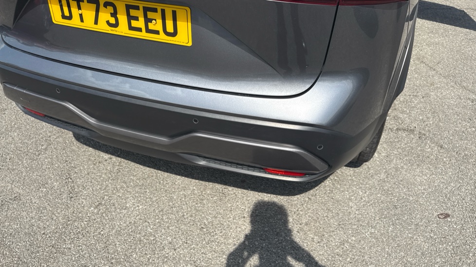 Nissan Qashqai 1.3 DiG-T MH N-Connecta 5dr Petrol Hatchback - Image 38