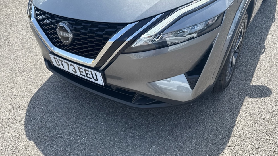 Nissan Qashqai 1.3 DiG-T MH N-Connecta 5dr Petrol Hatchback - Image 40