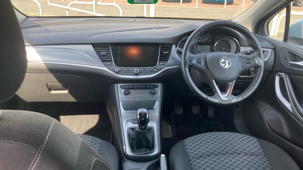 Vauxhall Astra 1.4i 16V Tech Line Nav 5dr Petrol Hatchback - Image 10