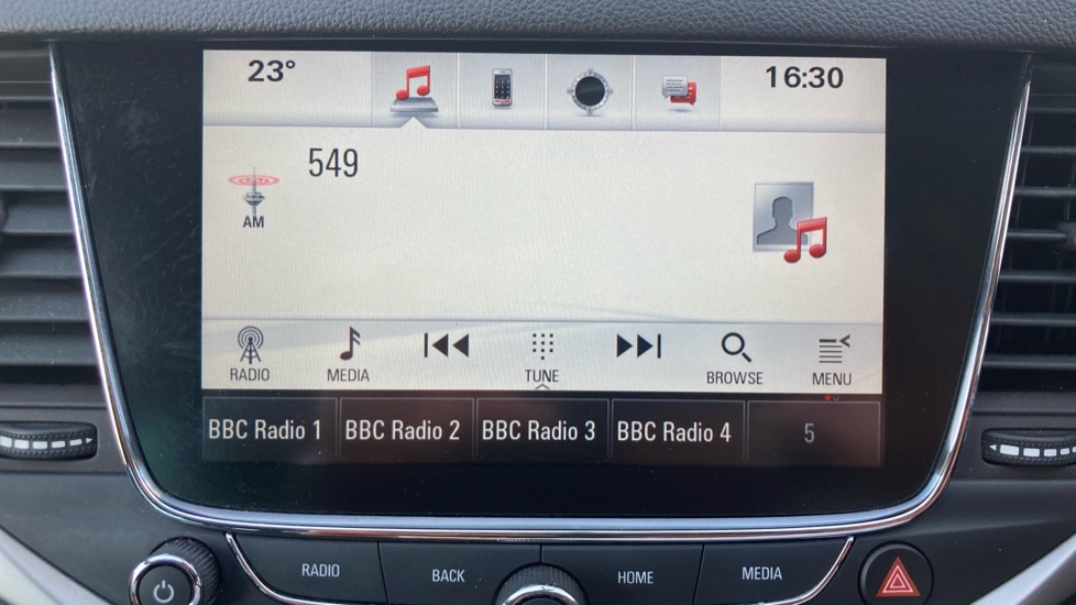 Vauxhall Astra 1.4i 16V Tech Line Nav 5dr Petrol Hatchback - Image 30