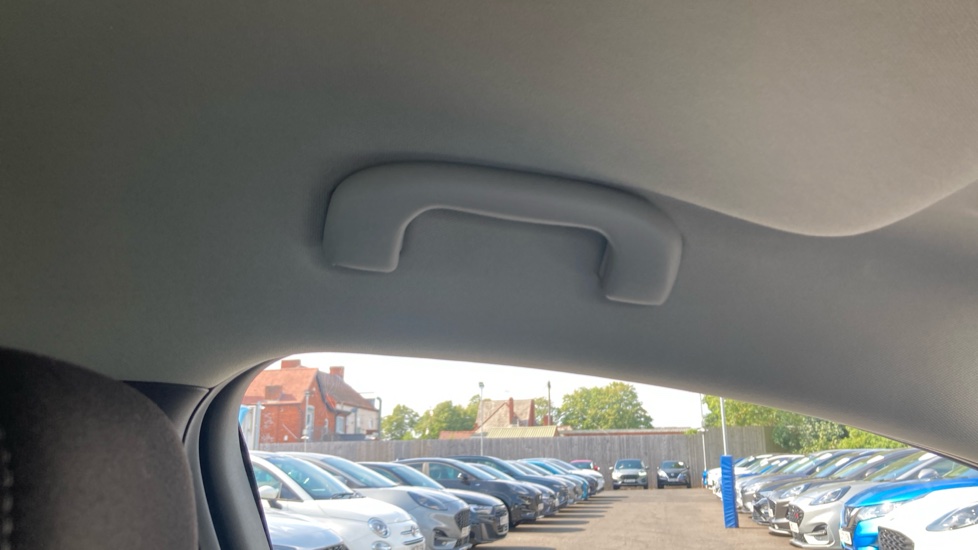 Vauxhall Astra 1.4i 16V Tech Line Nav 5dr Petrol Hatchback - Image 33
