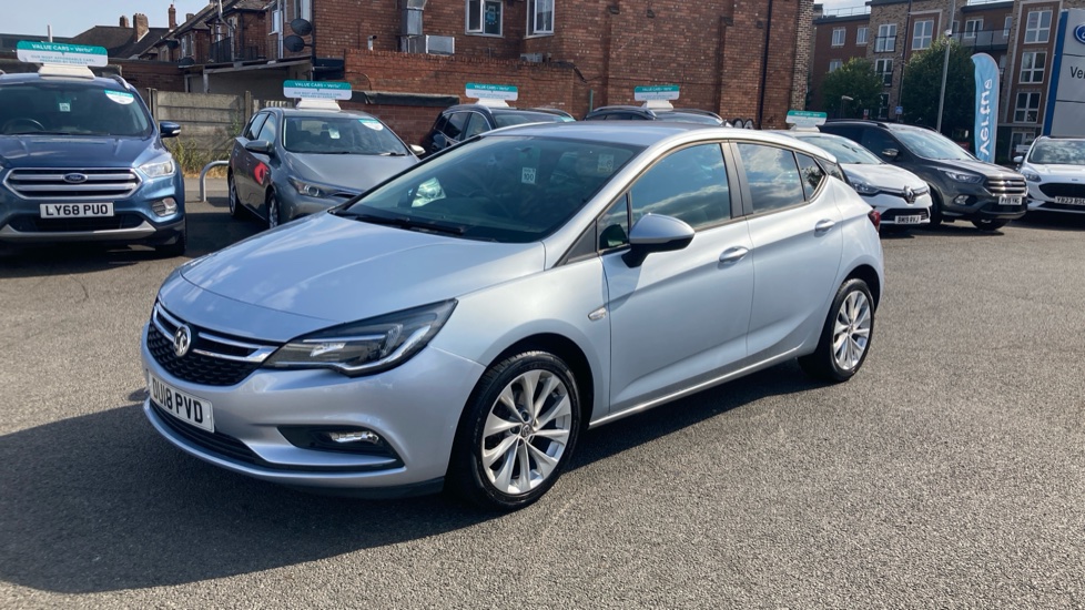Vauxhall Astra 1.4i 16V Tech Line Nav 5dr Petrol Hatchback - Image 50