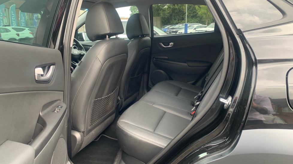 Hyundai KONA 1.0 TGDi 48V MHEV Ultimate 5dr Petrol Hatchback - Image 16