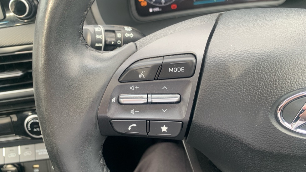 Hyundai KONA 1.0 TGDi 48V MHEV Ultimate 5dr Petrol Hatchback - Image 21