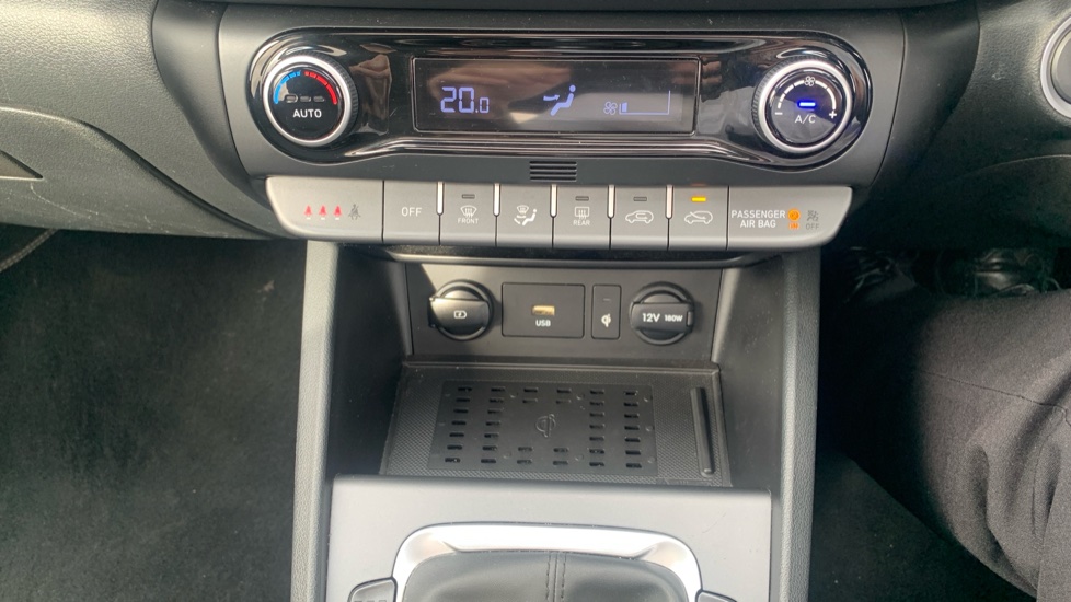 Hyundai KONA 1.0 TGDi 48V MHEV Ultimate 5dr Petrol Hatchback - Image 32