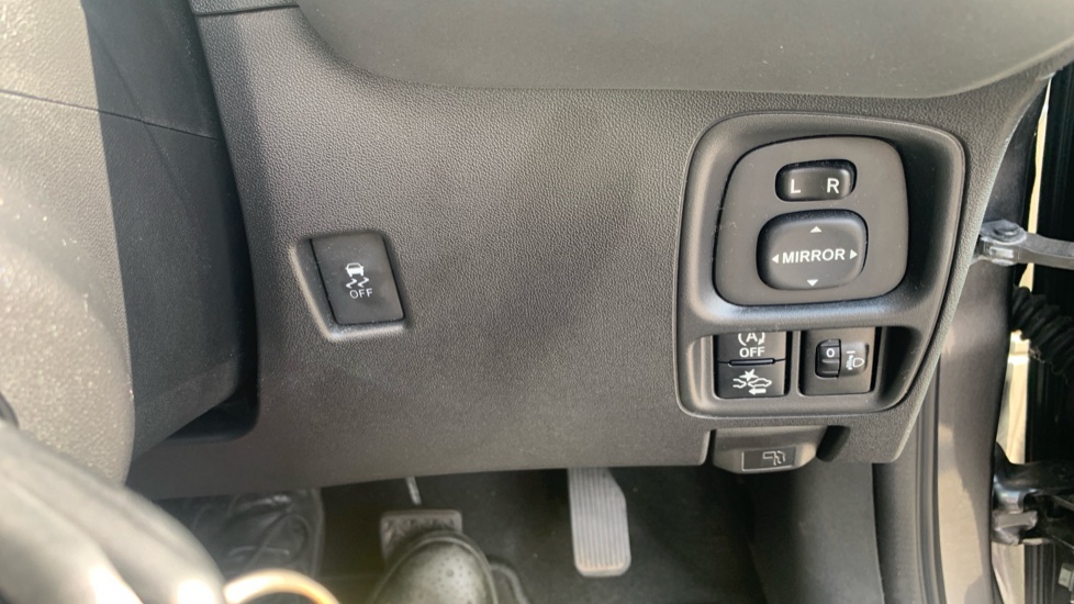 Toyota Aygo 1.0 VVT-i X-Play TSS 5dr Petrol Hatchback - Image 25