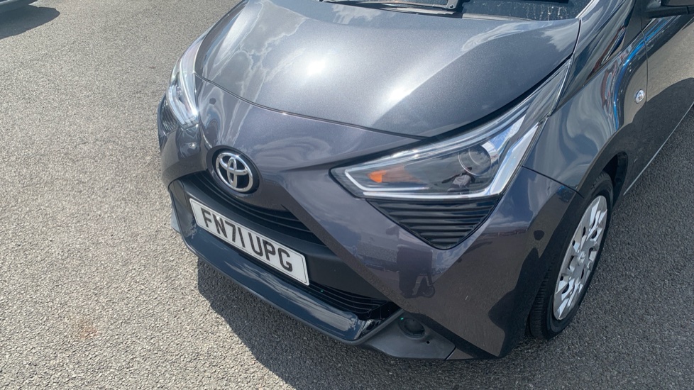 Toyota Aygo 1.0 VVT-i X-Play TSS 5dr Petrol Hatchback - Image 41