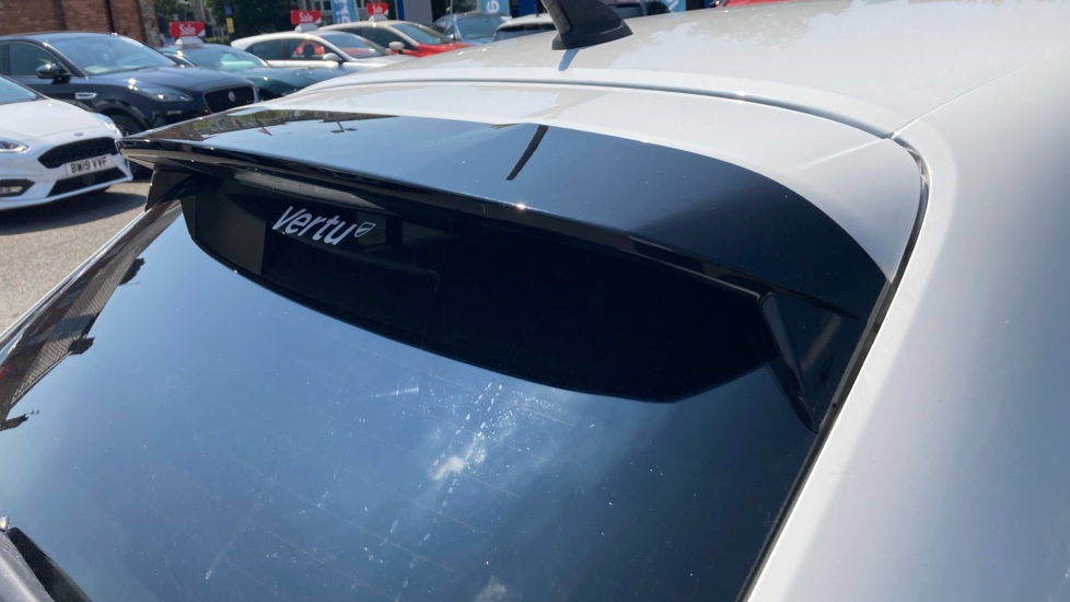 Peugeot 208 1.2 PureTech 100 Allure 5dr Petrol Hatchback - Image 34