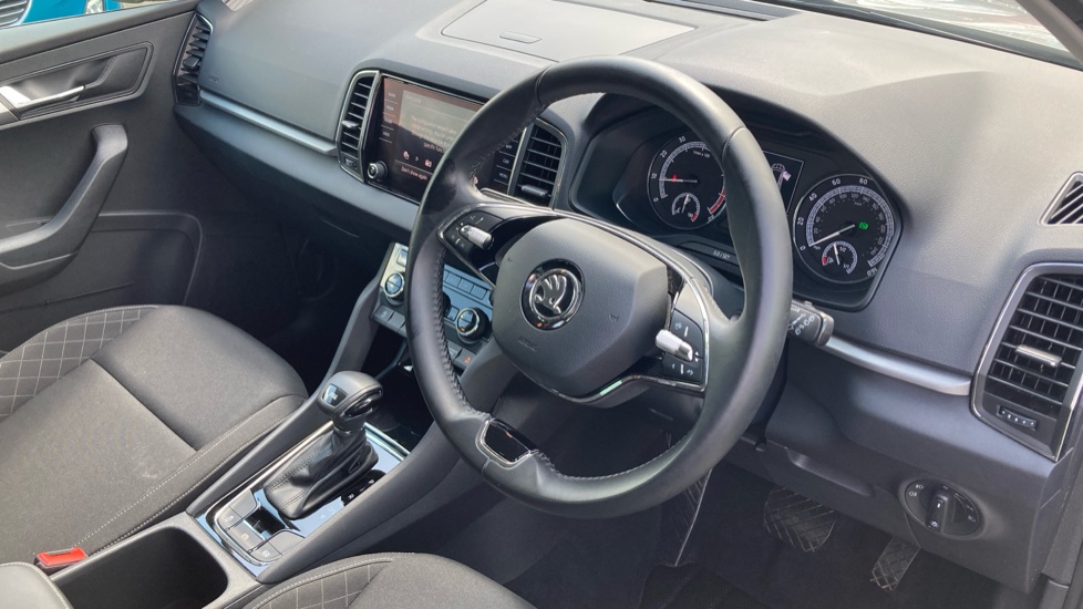 Skoda Karoq 1.5 TSI SE Technology 5dr DSG Petrol Estate - Image 11