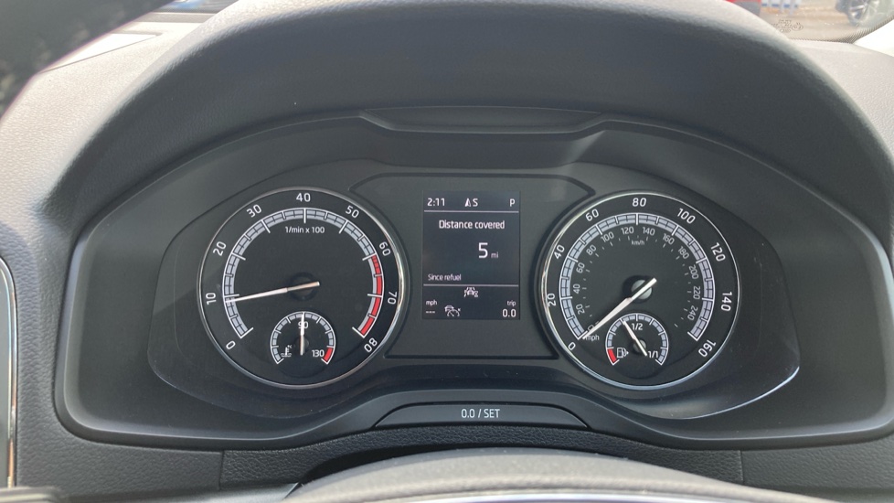 Skoda Karoq 1.5 TSI SE Technology 5dr DSG Petrol Estate - Image 18