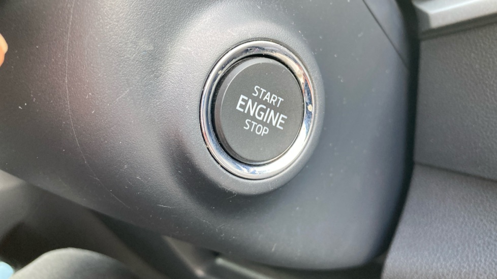 Skoda Karoq 1.5 TSI SE Technology 5dr DSG Petrol Estate - Image 25
