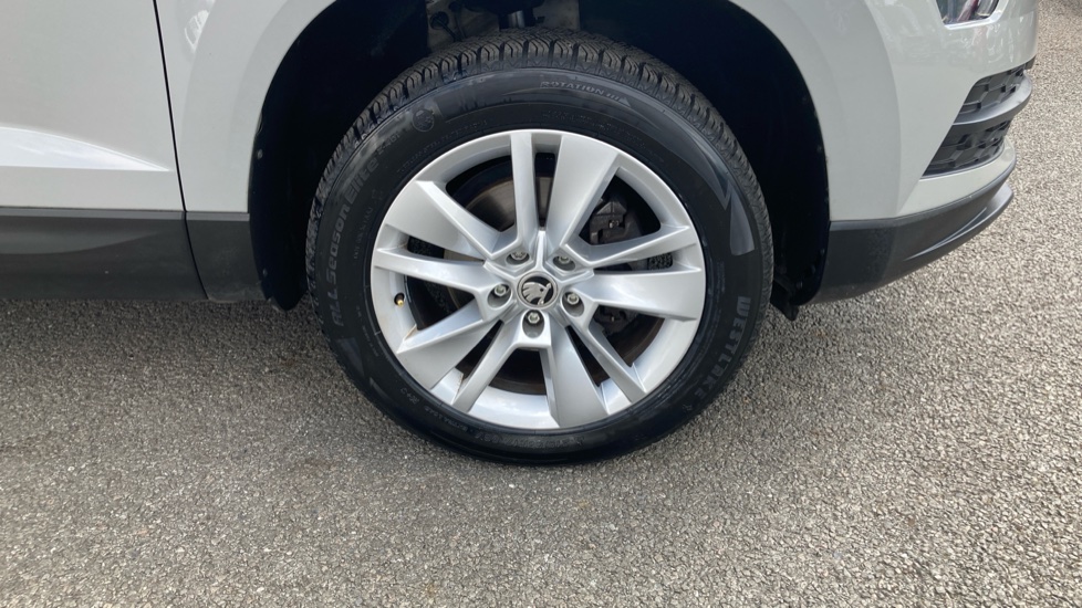 Skoda Karoq 1.5 TSI SE Technology 5dr DSG Petrol Estate - Image 38