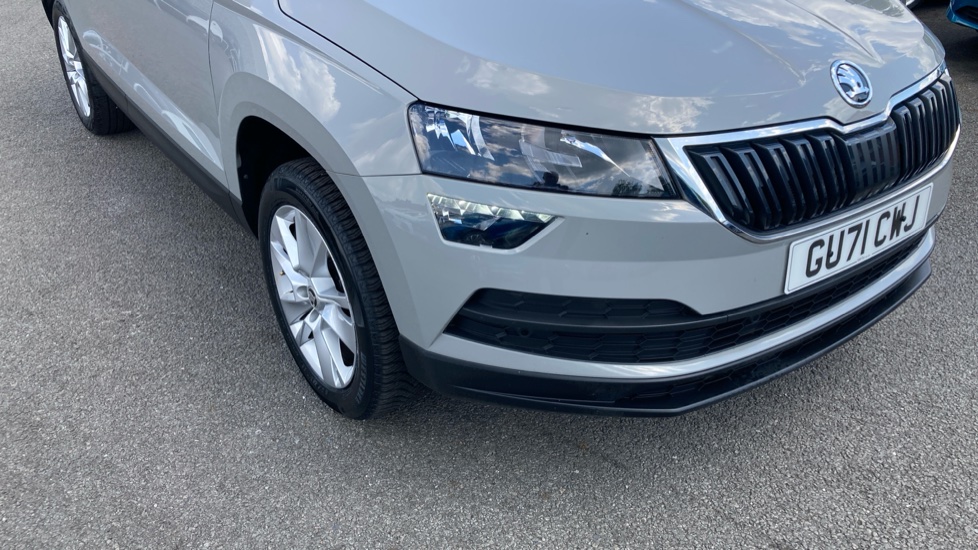 Skoda Karoq 1.5 TSI SE Technology 5dr DSG Petrol Estate - Image 39