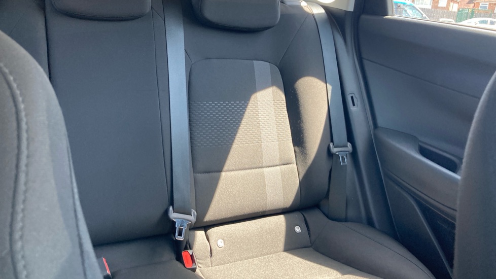 Hyundai i20 1.0T GDi Advance 5dr Petrol Hatchback - Image 15