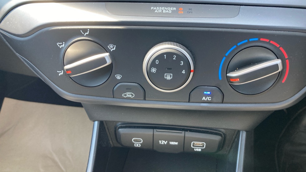 Hyundai i20 1.0T GDi Advance 5dr Petrol Hatchback - Image 38