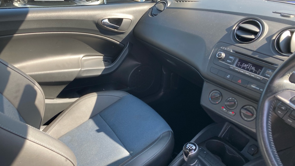 SEAT Ibiza 1.2 TSI I TECH 3dr Petrol Hatchback - Image 14