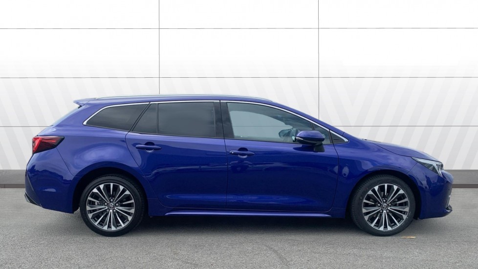 Toyota Corolla 1.8 Hybrid Design 5dr CVT Hybrid Estate - Image 5