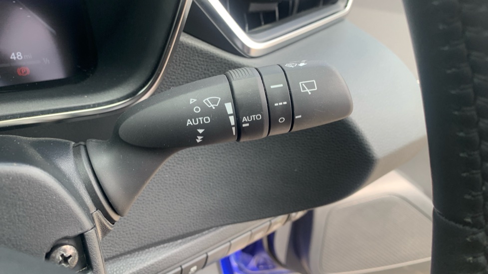 Toyota Corolla 1.8 Hybrid Design 5dr CVT Hybrid Estate - Image 23