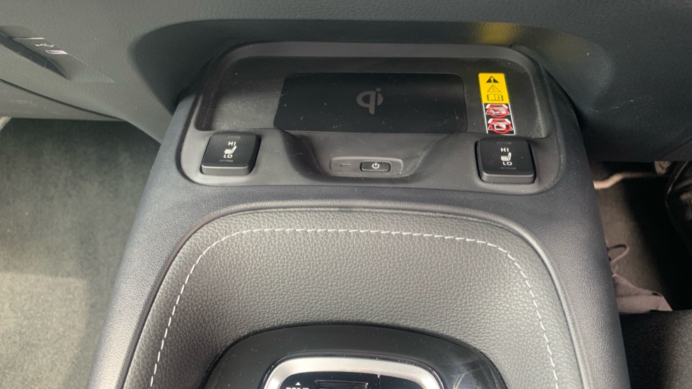 Toyota Corolla 1.8 Hybrid Design 5dr CVT Hybrid Estate - Image 32